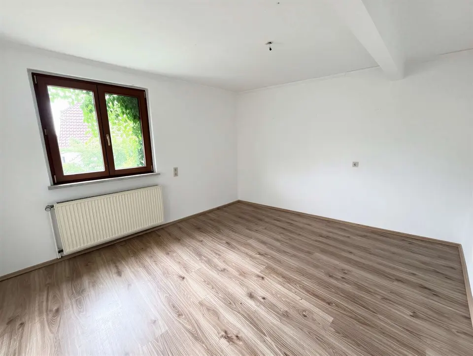 3 Zimmer Wohnung mit 94 m² in Sonneberg – Bild 4