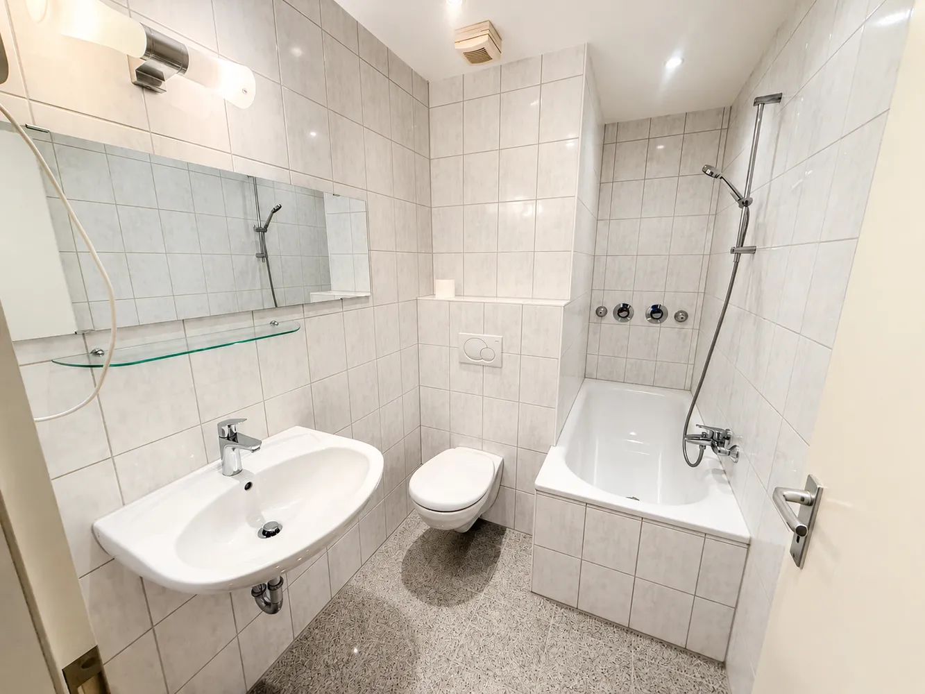 2 Zimmer Wohnung mit 48 m² in Frankfurt am Main – Bild 7