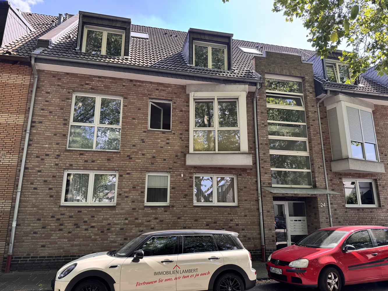 3 Zimmer Wohnung mit 105 m² in Duisburg – Bild 2