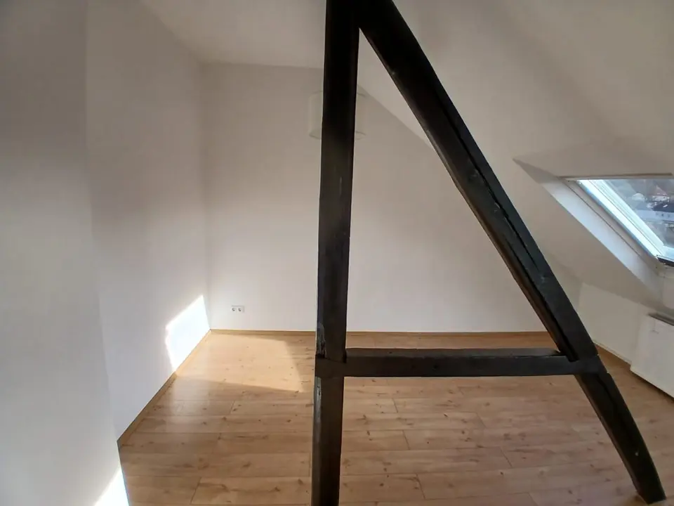2 Zimmer Wohnung mit 75 m² in Wuppertal – Bild 8