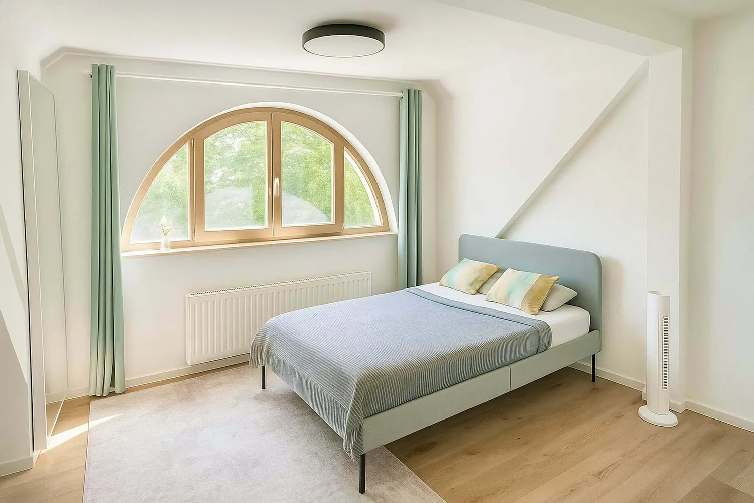 Shared room with 14 m² in Munich – Photo 2