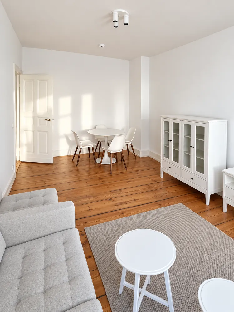 2 Zimmer Wohnung mit 74 m² in Berlin – Bild 2