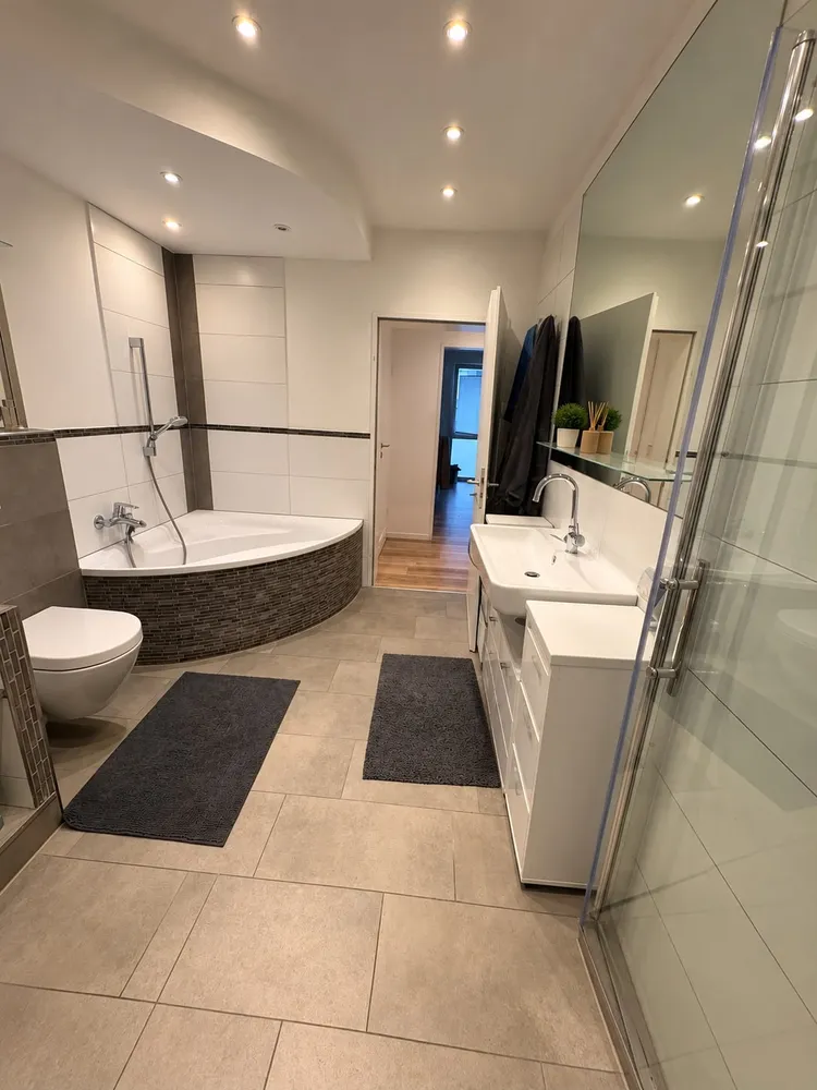 3 Zimmer Wohnung mit 82 m² in Köln – Bild 12