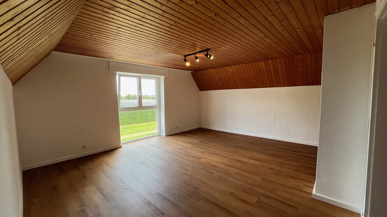 2 Zimmer Wohnung mit 59 m² in Bergheim – Bild 1