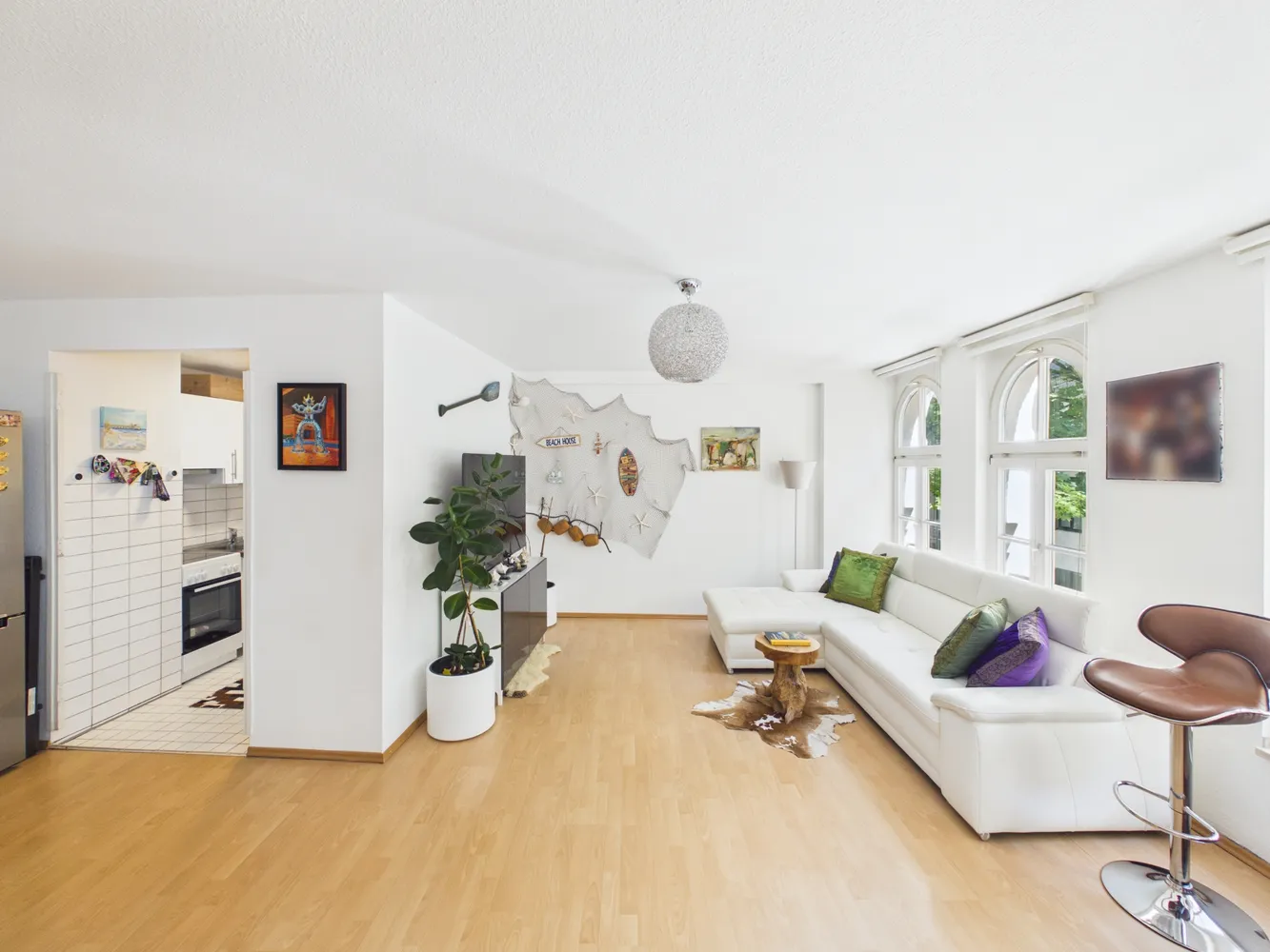 2 Zimmer Wohnung mit 75 m² in Köln – Bild 2