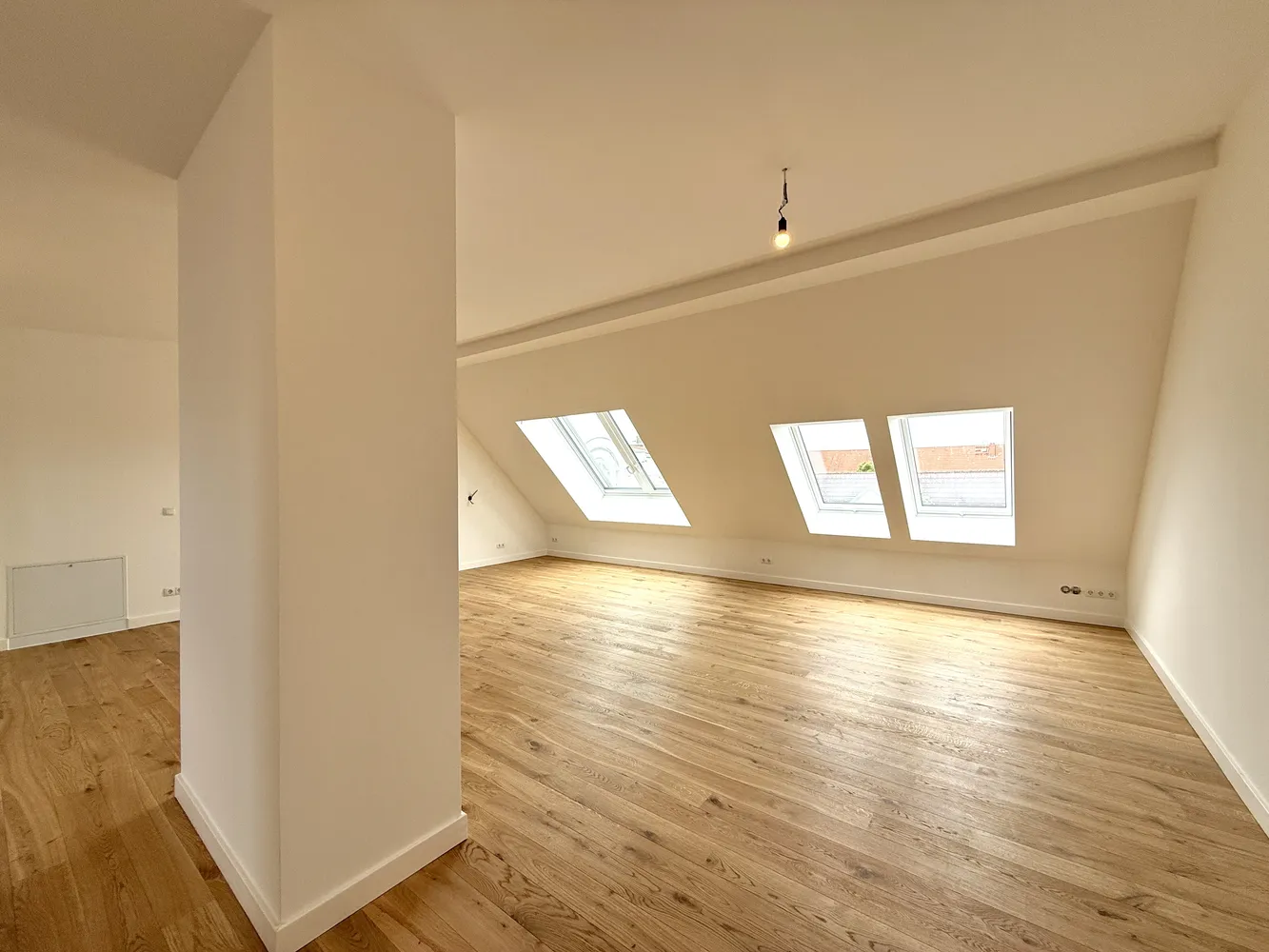 4 Zimmer Wohnung mit 141 m² in Berlin – Bild 1