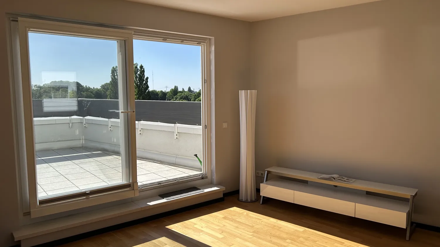2 Zimmer Wohnung mit 71 m² in Hamburg – Bild 2