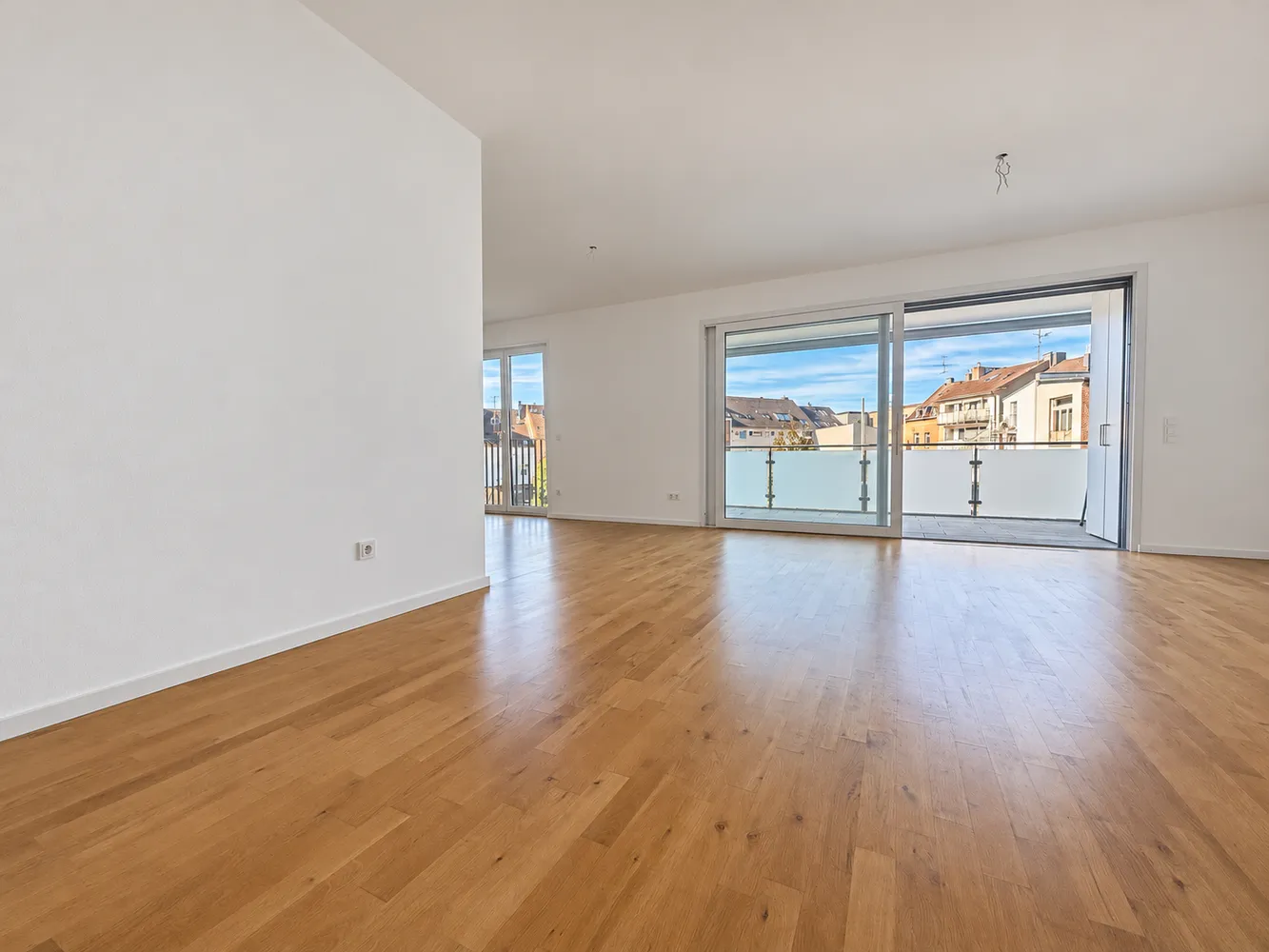 4 Zimmer Wohnung mit 114 m² in Neuss – Bild 1