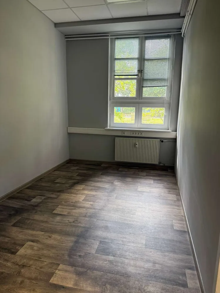 6 Zimmer Wohnung mit 314 m² in Hamburg – Bild 11