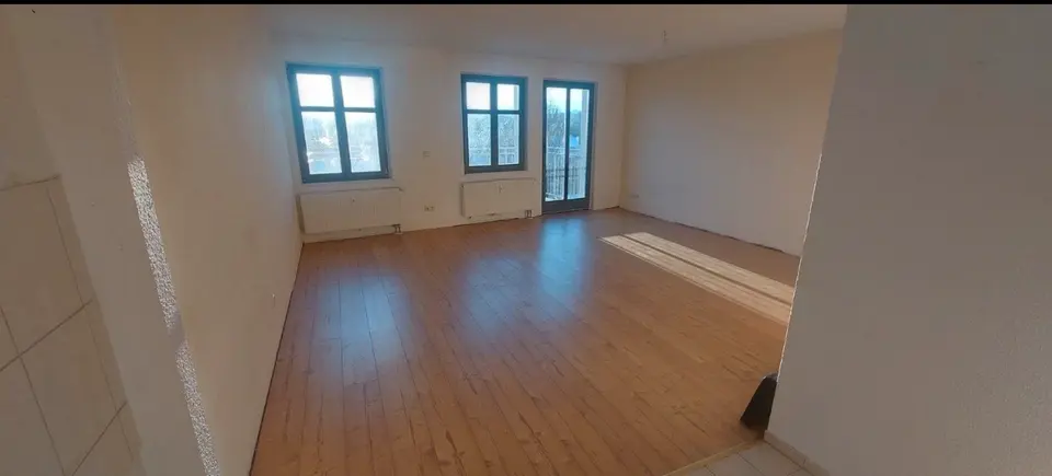 4 Zimmer Wohnung mit 127 m² in Zittau – Bild 1