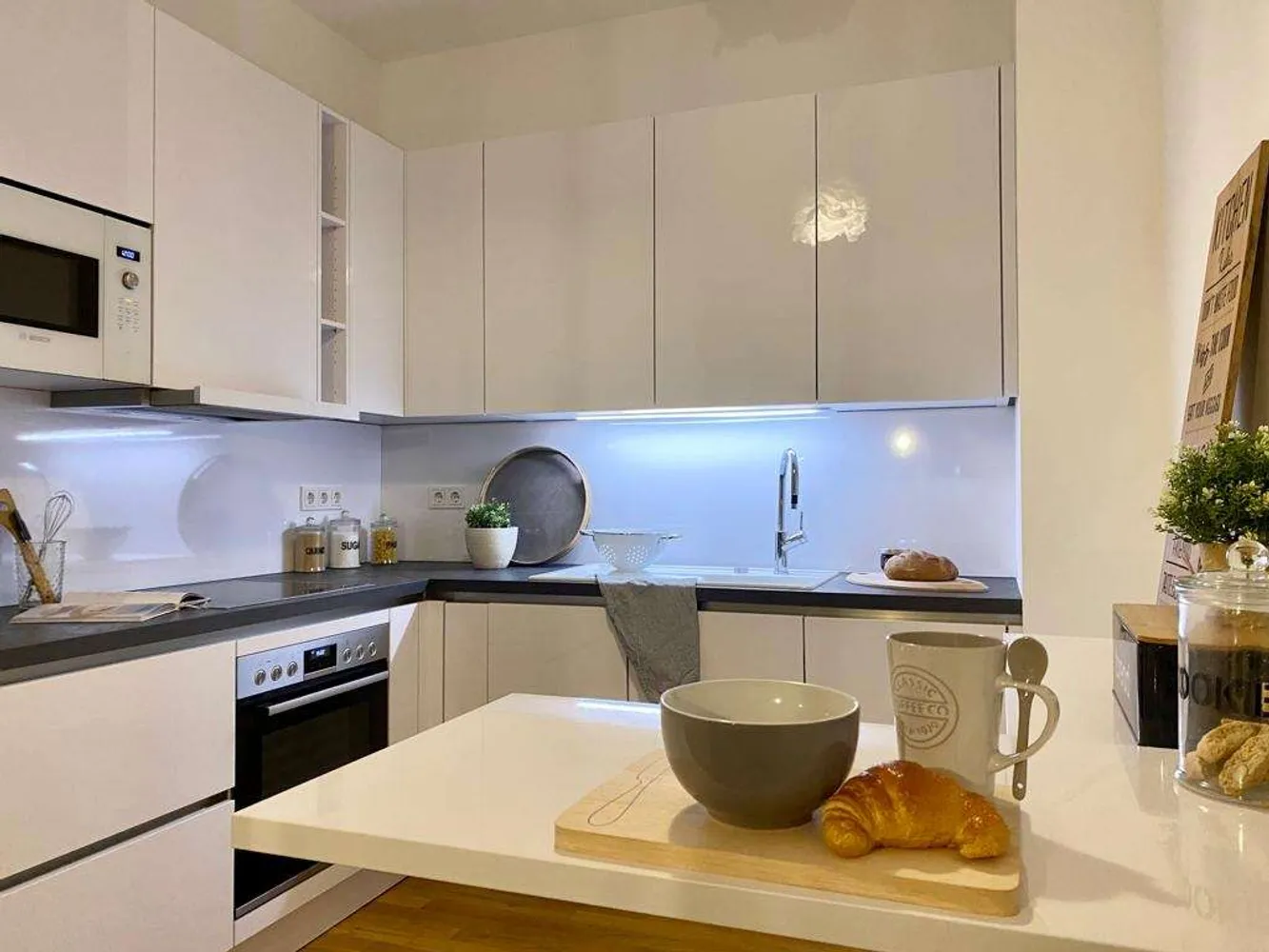 2 Zimmer Wohnung mit 70 m² in Berlin – Bild 6