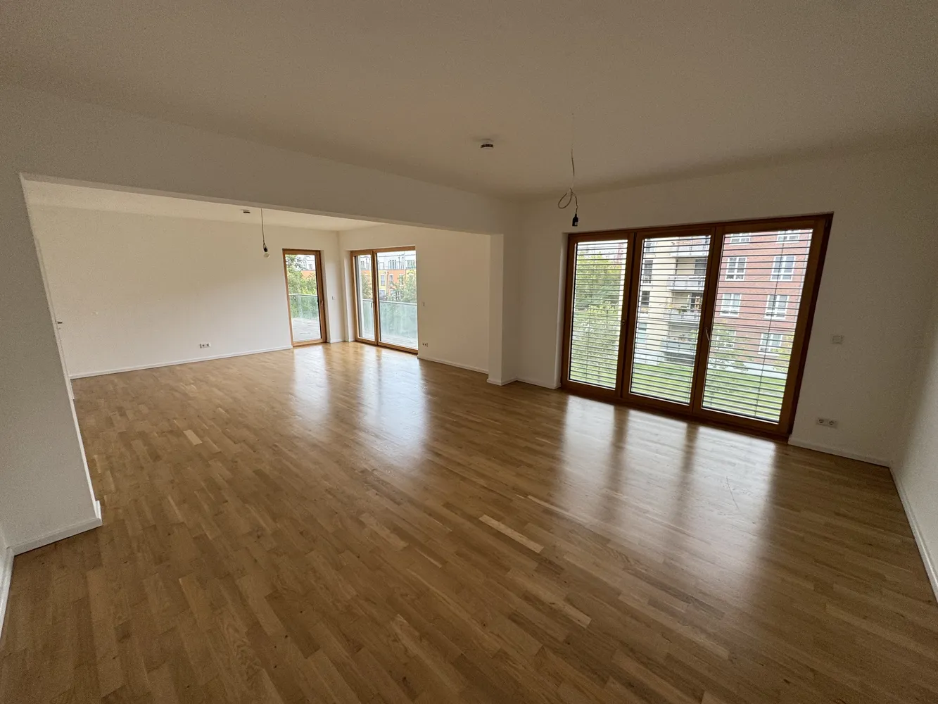 3 Zimmer Wohnung mit 145 m² in Berlin – Bild 2