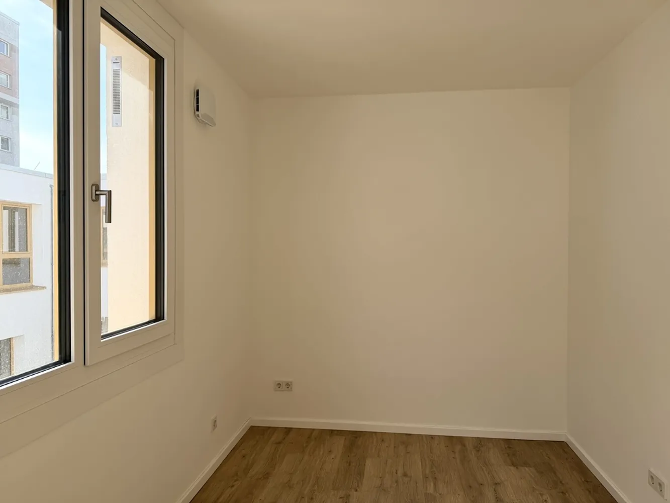 4 Zimmer Wohnung mit 98 m² in Berlin – Bild 4