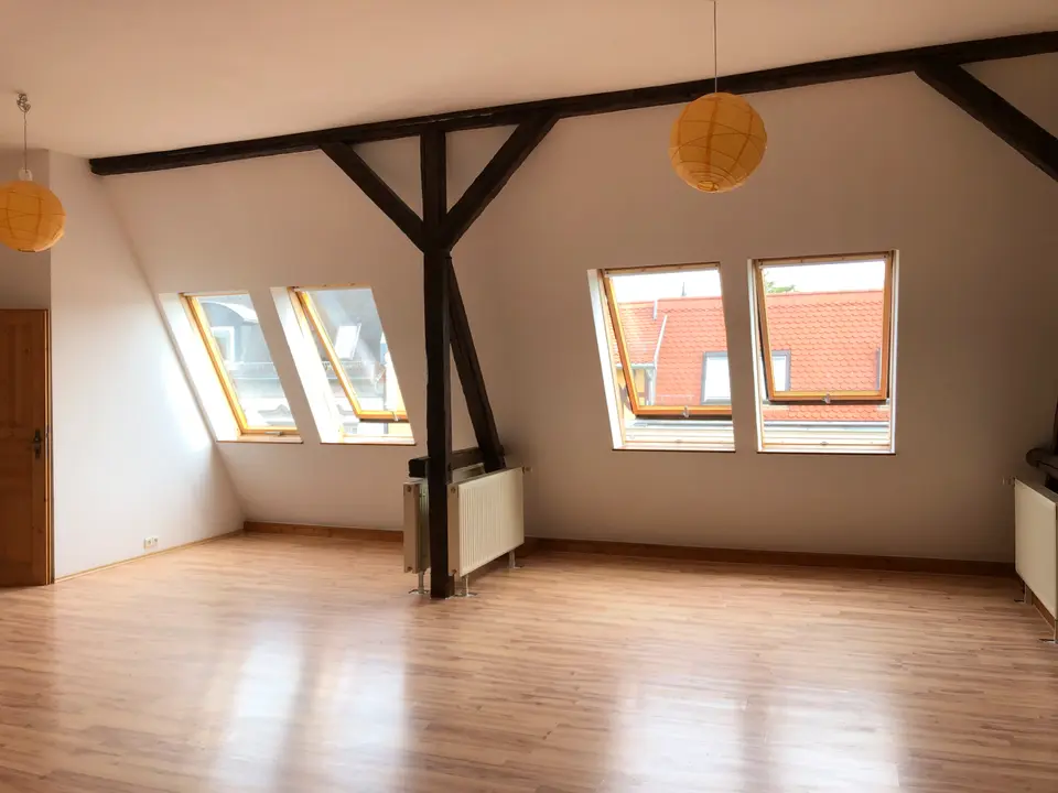 2 Zimmer Wohnung mit 38 m² in Halle (Saale) – Bild 1