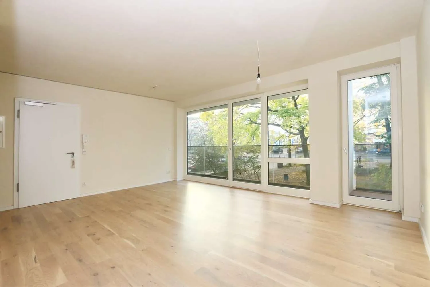 2 Zimmer Wohnung mit 55 m² in Berlin – Bild 2