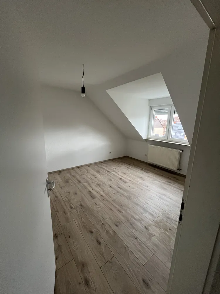 3 Zimmer Wohnung mit 95 m² in Mannheim – Bild 2