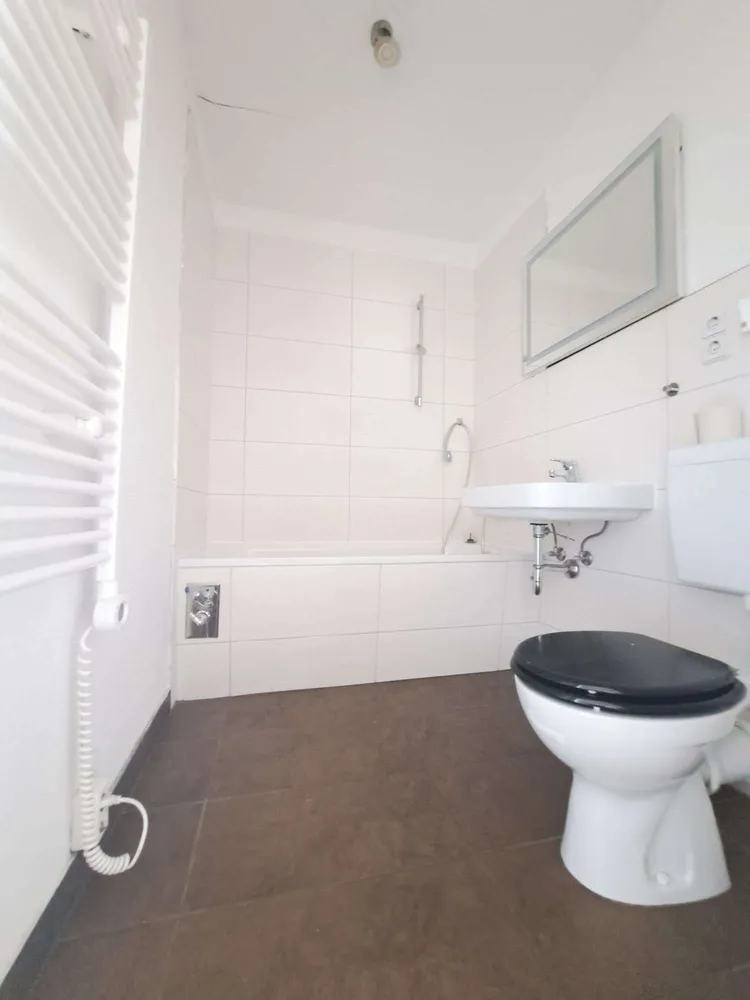 3 Zimmer Wohnung mit 57 m² in Halle (Saale) – Bild 5