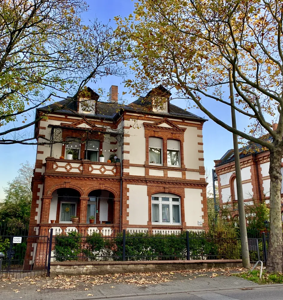 3 Zimmer Wohnung mit 95 m² in Wiesbaden – Bild 1