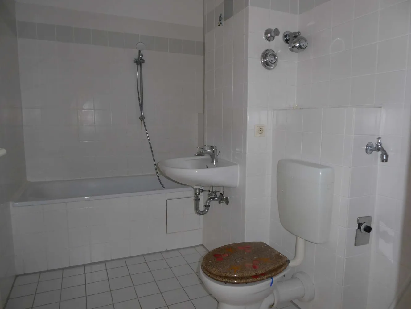 2 room apartment with 60 m² in Berlin – Photo 6