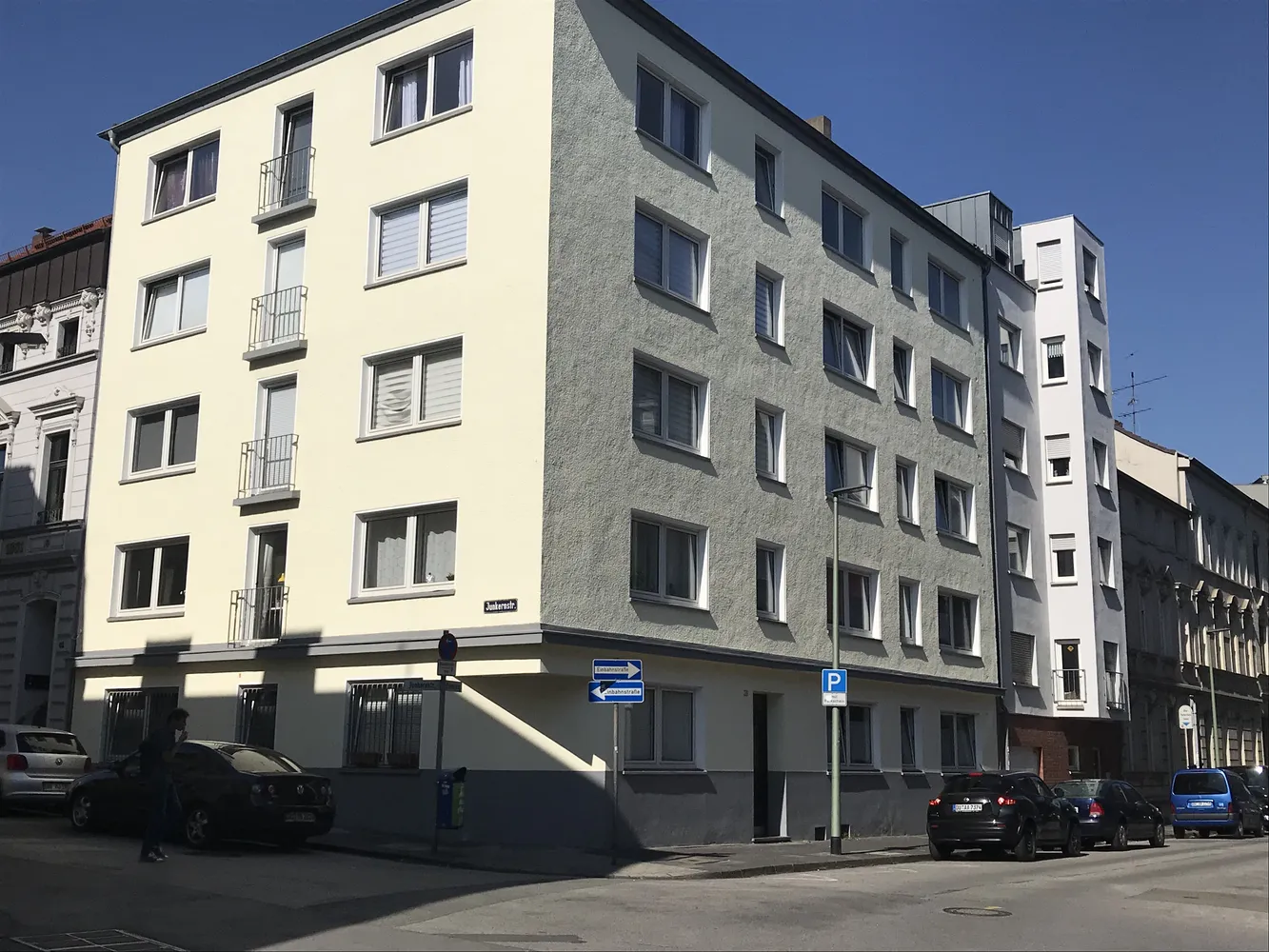 4 Zimmer Wohnung mit 72 m² in Duisburg – Bild 1