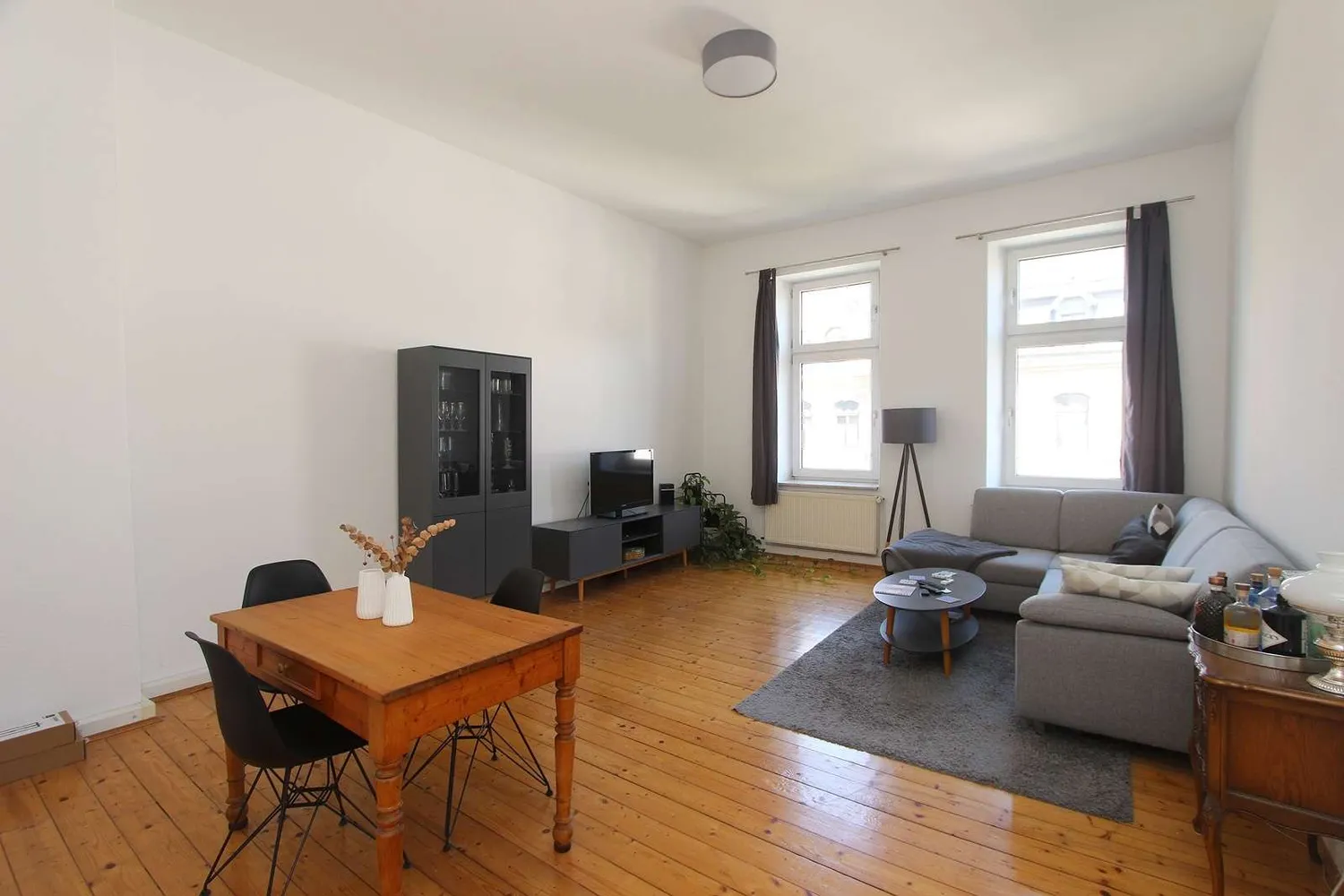 2 Zimmer Wohnung mit 82 m² in Kassel – Bild 1