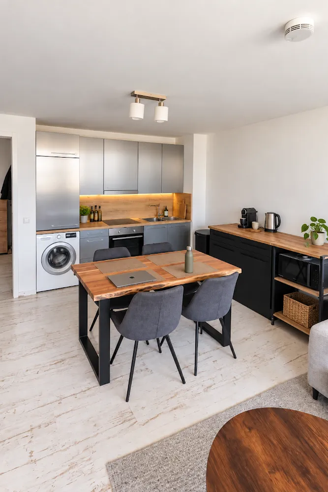 2 Zimmer Wohnung mit 56 m² in Regensburg – Bild 2