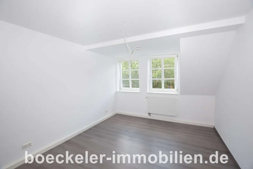 5 Zimmer Wohnung mit 112 m² in Weißenfels – Bild 8