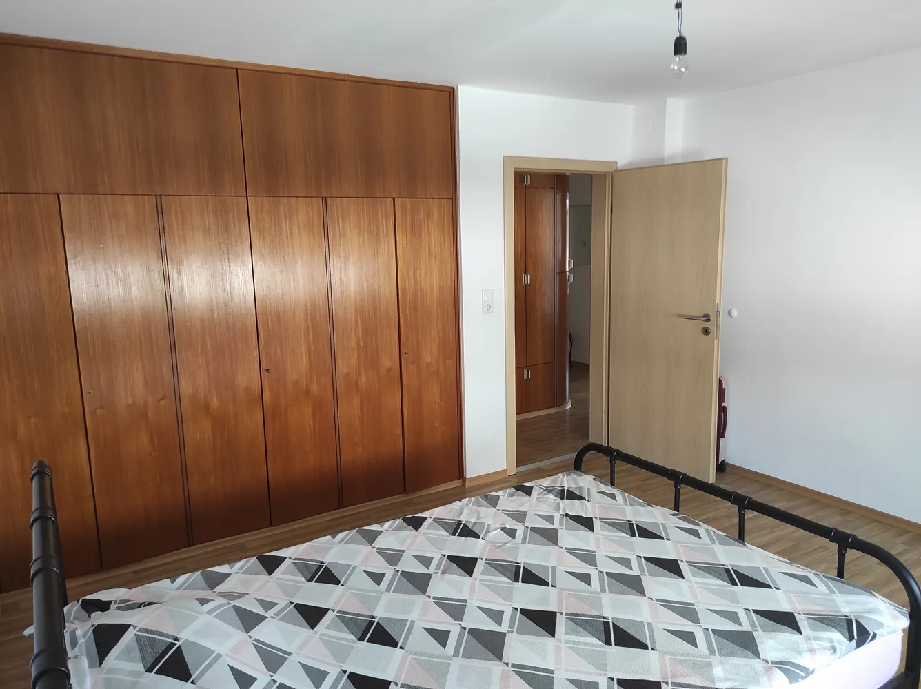 2 Zimmer Wohnung mit 60 m² in Augsburg – Bild 4