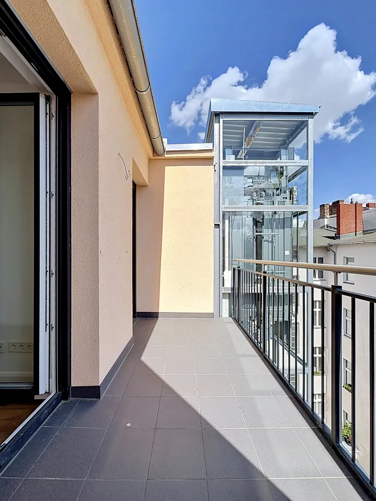4 Zimmer Wohnung mit 132 m² in Berlin – Bild 4