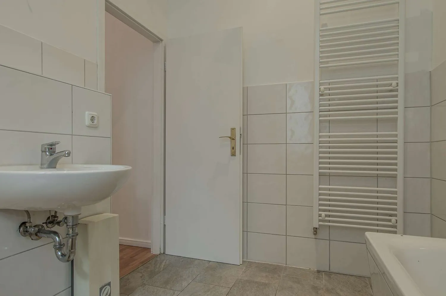 2 Zimmer Wohnung mit 65 m² in Berlin – Bild 8