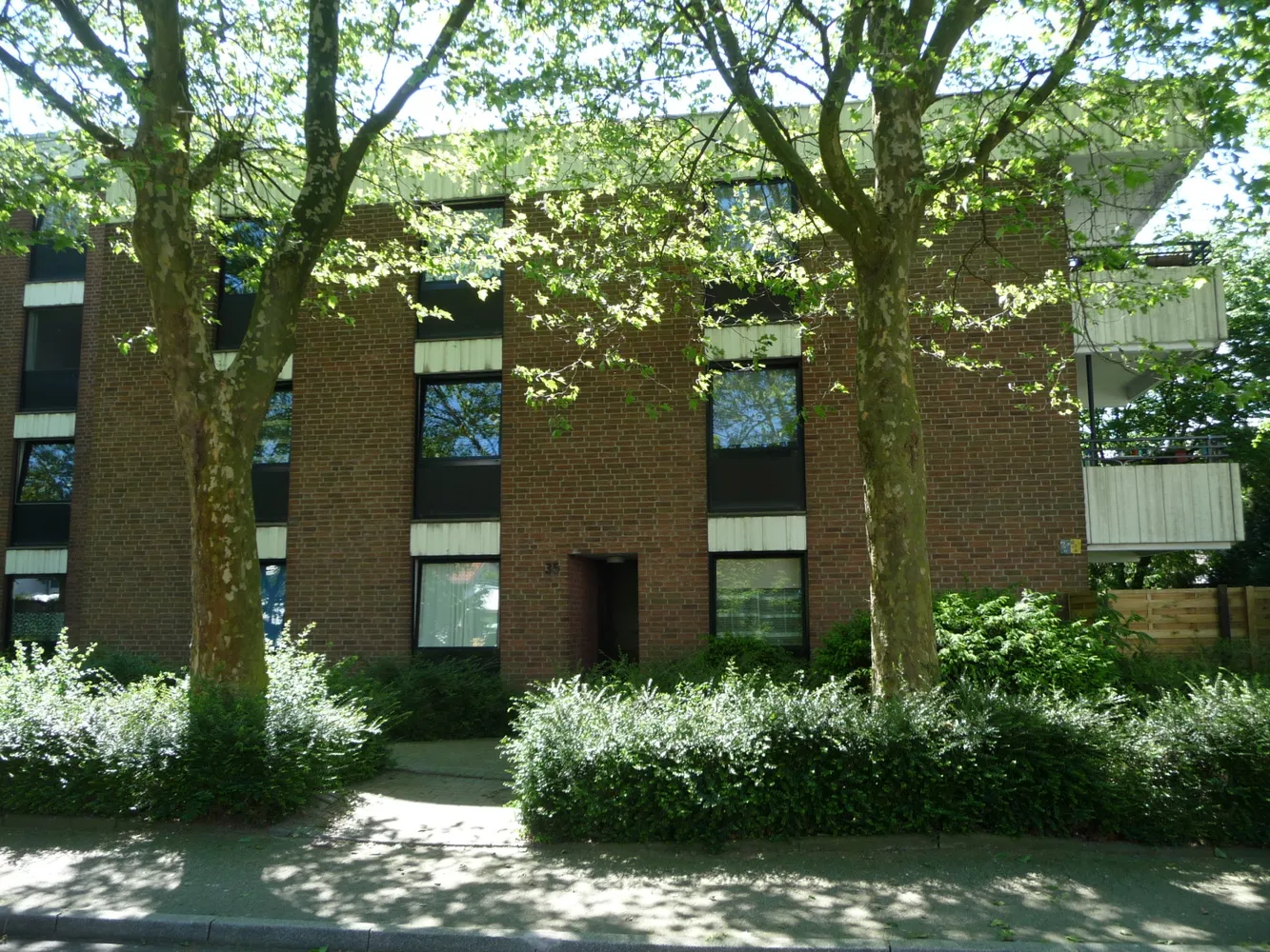 3 Zimmer Wohnung mit 94 m² in Düsseldorf – Bild 1