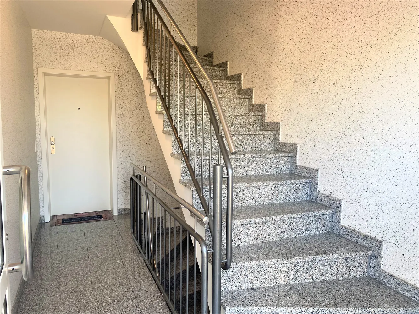 3 room apartment with 83 m² in Troisdorf – Photo 3