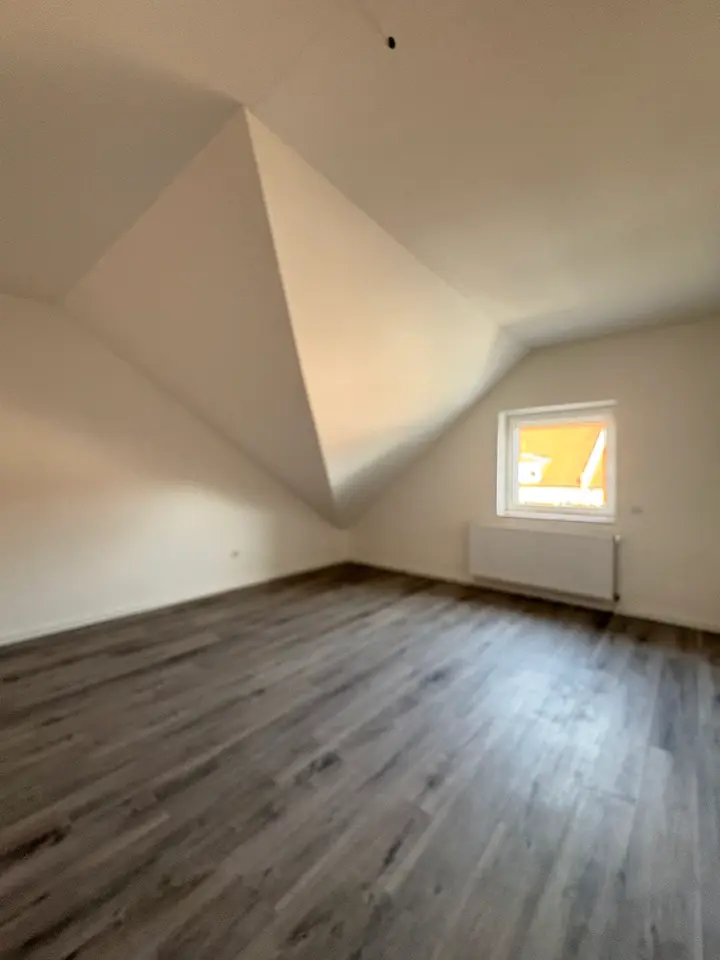 4 Zimmer Wohnung mit 102 m² in Papenburg – Bild 2