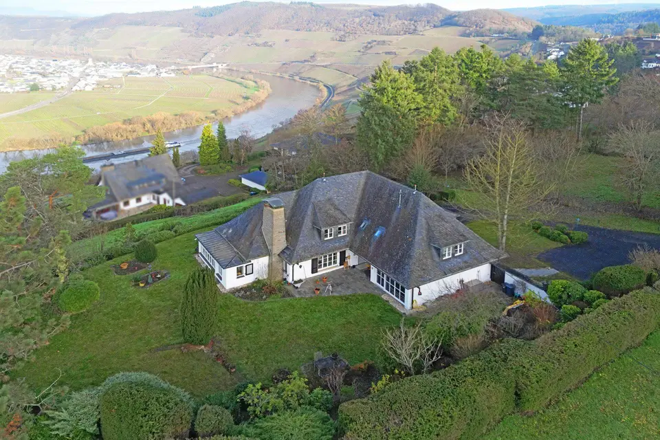 8 Zimmer Haus mit 270 m² in Trier – Bild 3