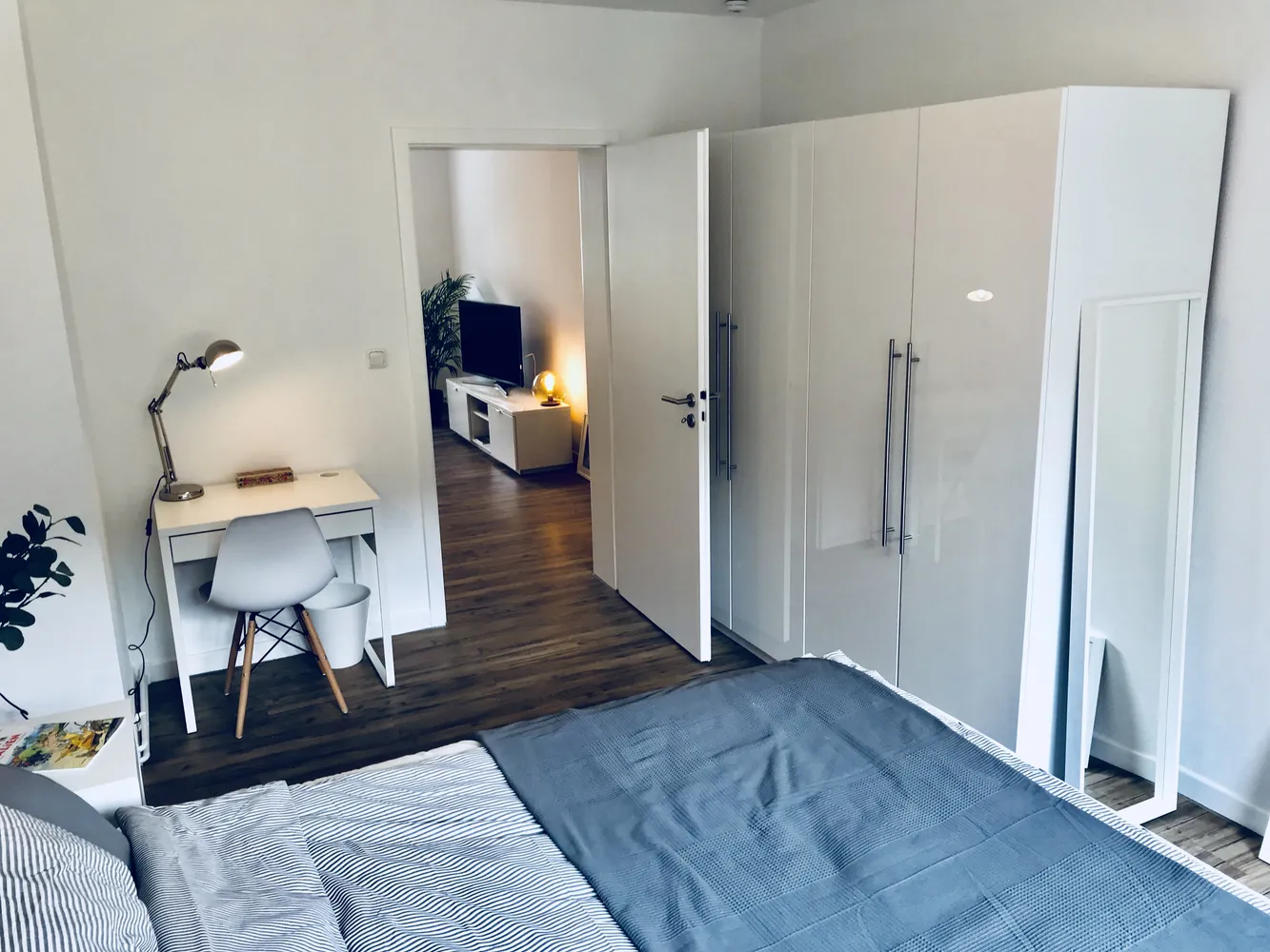 2 Zimmer Wohnung mit 52 m² in Köln – Bild 1