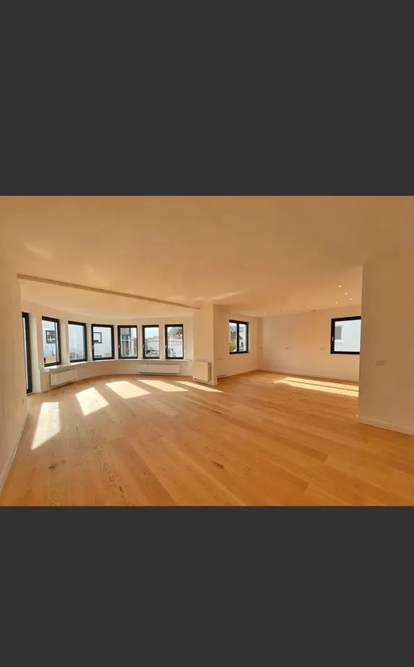 4 Zimmer Wohnung mit 147 m² in Kassel – Bild 1