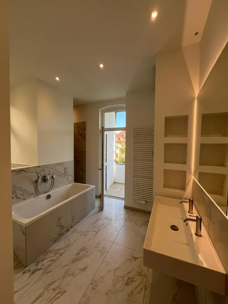 5 Zimmer Wohnung mit 156 m² in Stuttgart – Bild 1