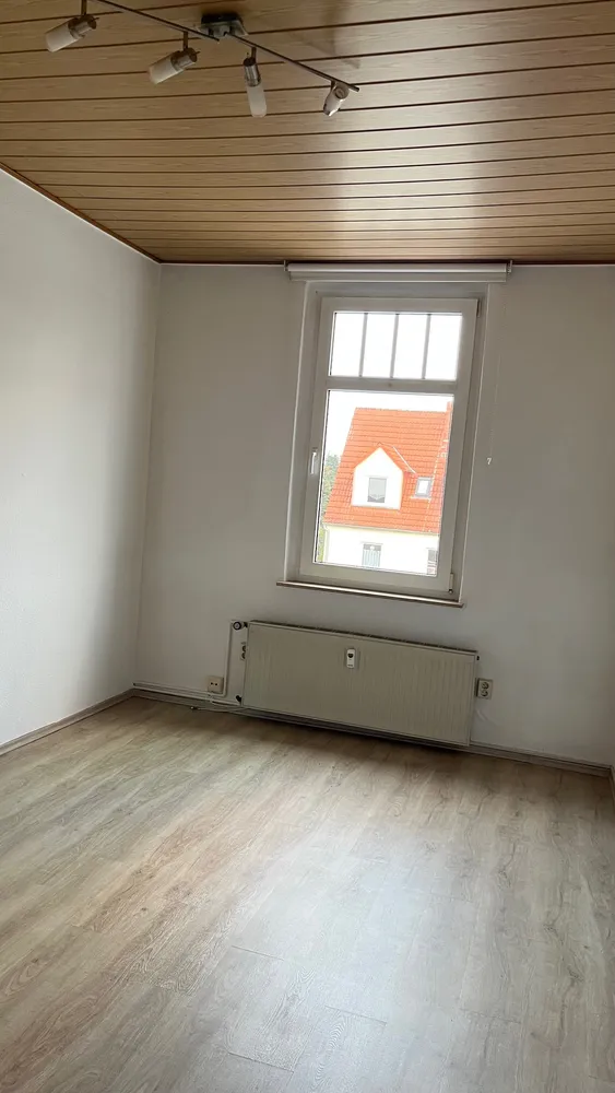 2 Zimmer Wohnung mit 45 m² in Naumburg (Saale) – Bild 2