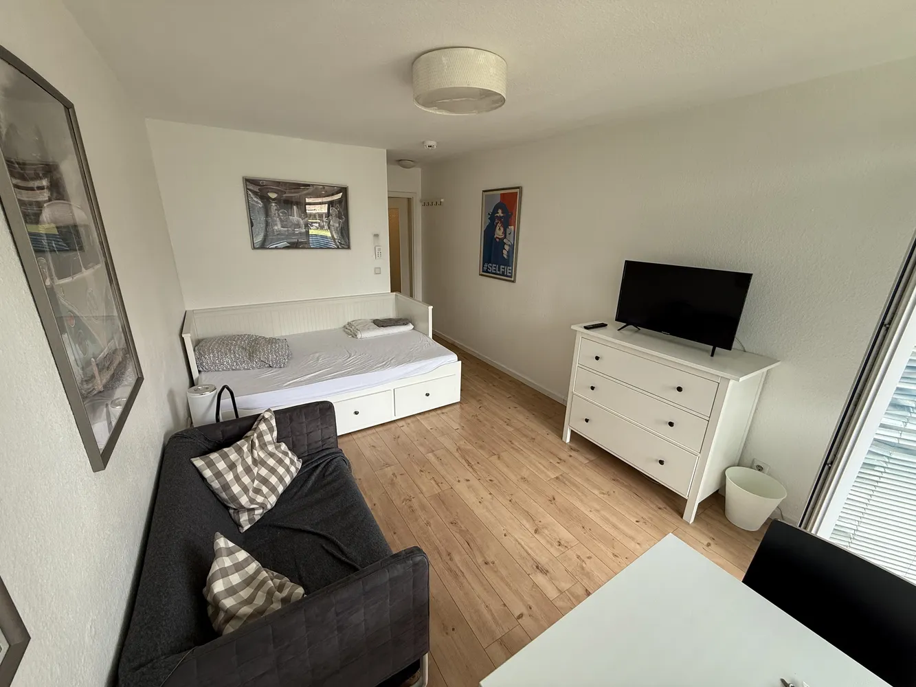1 Zimmer Wohnung mit 24 m² in Köln – Bild 2