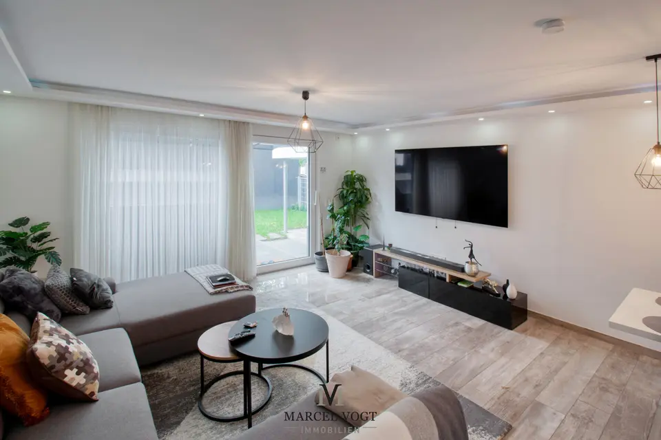5 Zimmer Haus mit 138 m² in Nürtingen – Bild 2