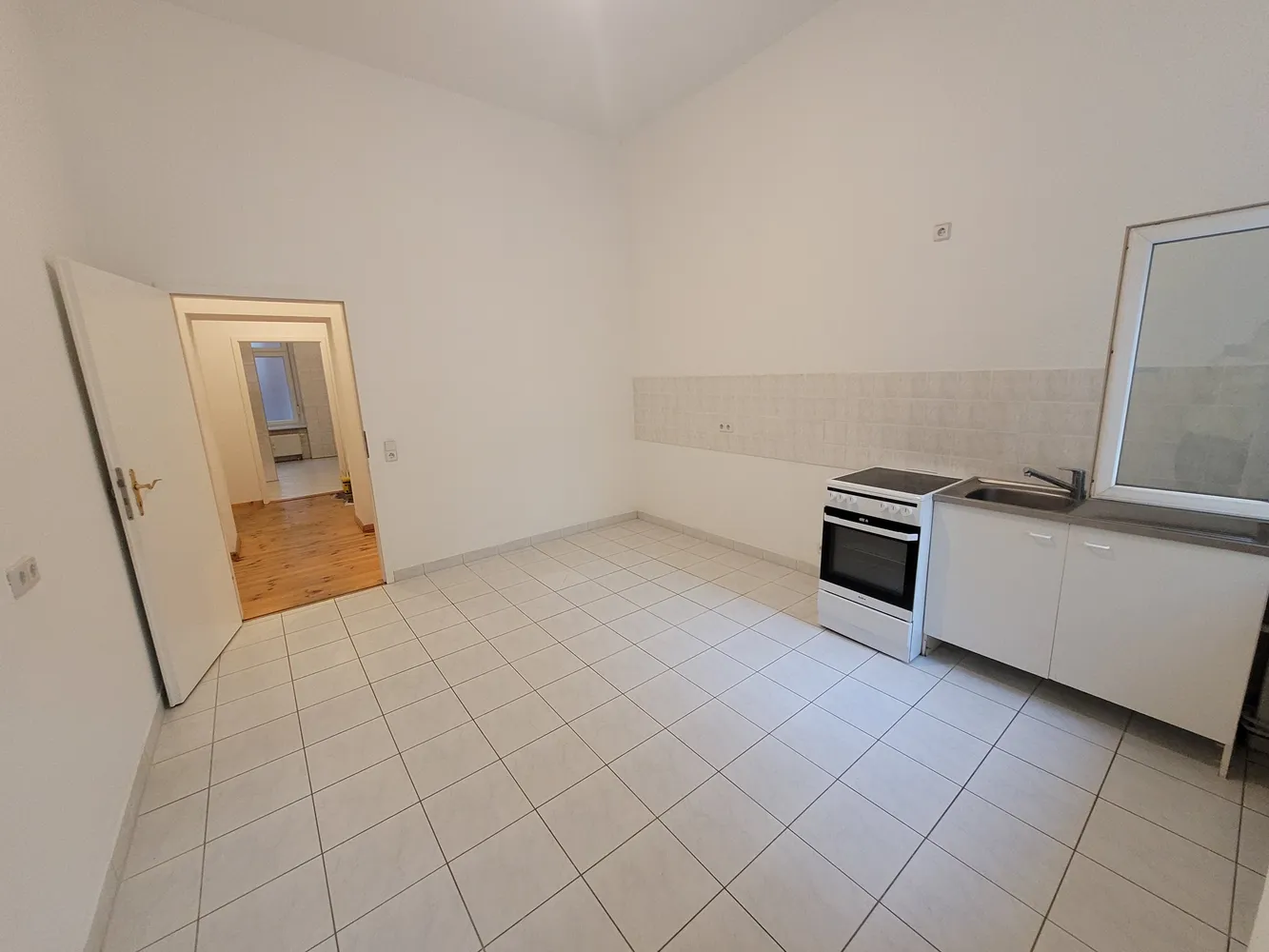 3 room apartment with 103 m² in Berlin – Photo 3