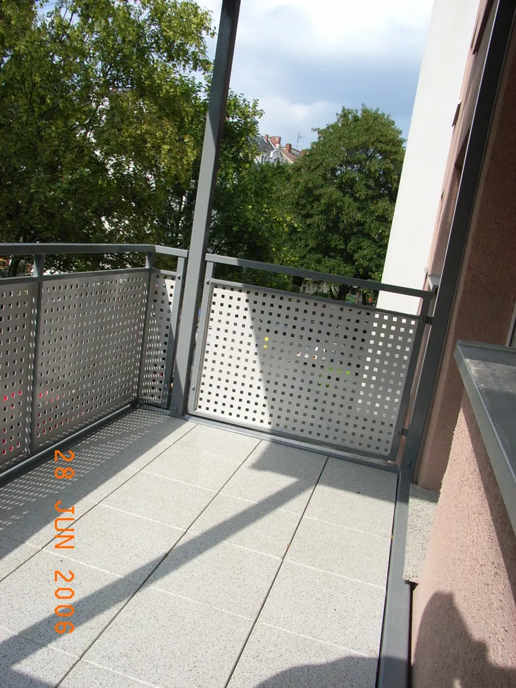 3 Zimmer Wohnung mit 97 m² in Wiesbaden – Bild 2