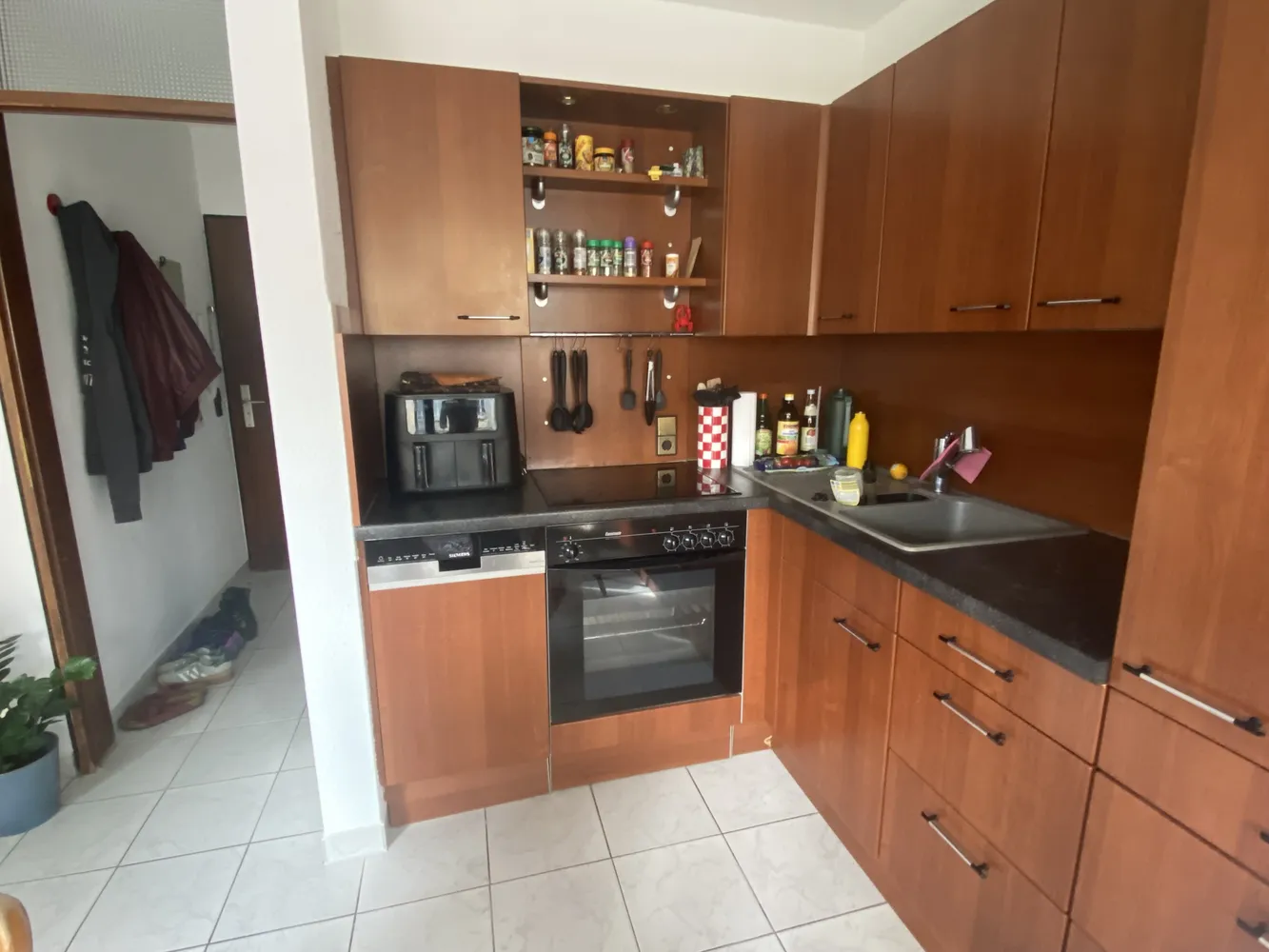 1 room apartment with 28 m² in Stuttgart – Photo 3