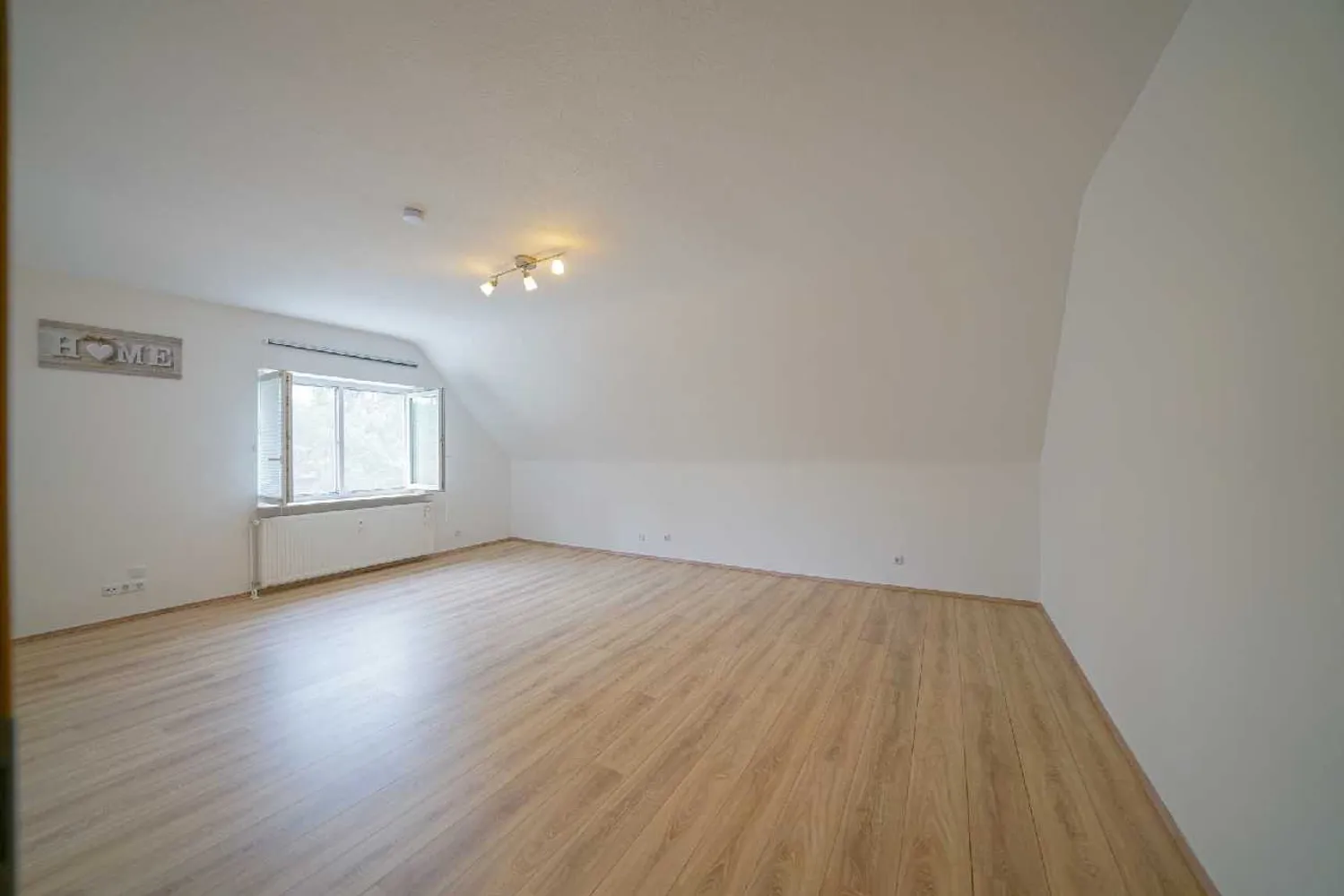 2 Zimmer Wohnung mit 62 m² in Ratingen – Bild 1