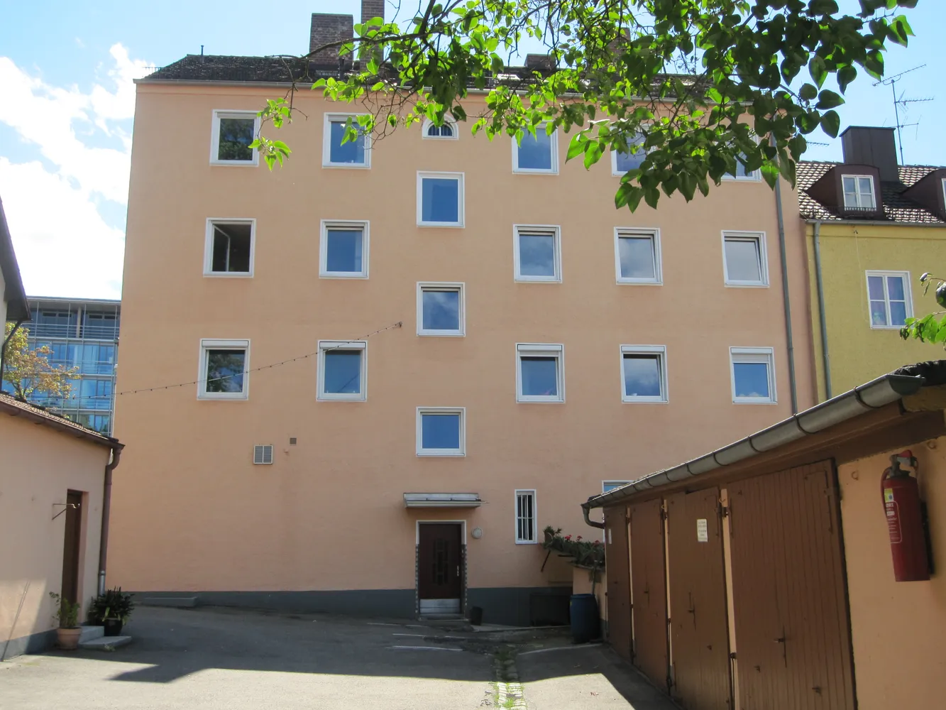 2 Zimmer Wohnung mit 44 m² in Augsburg – Bild 2