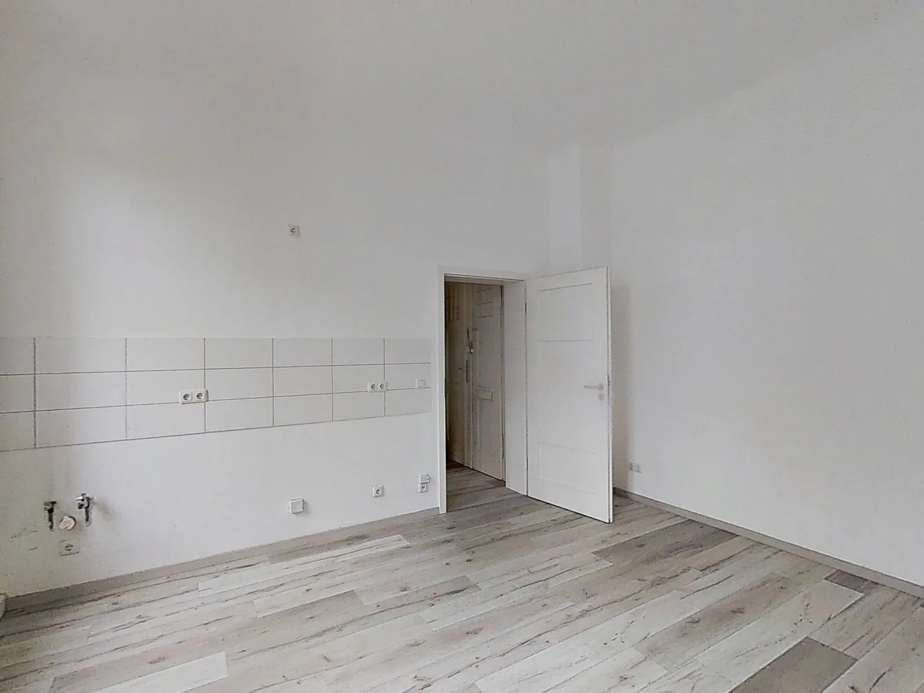 2 room apartment with 38 m² in Dresden – Photo 2
