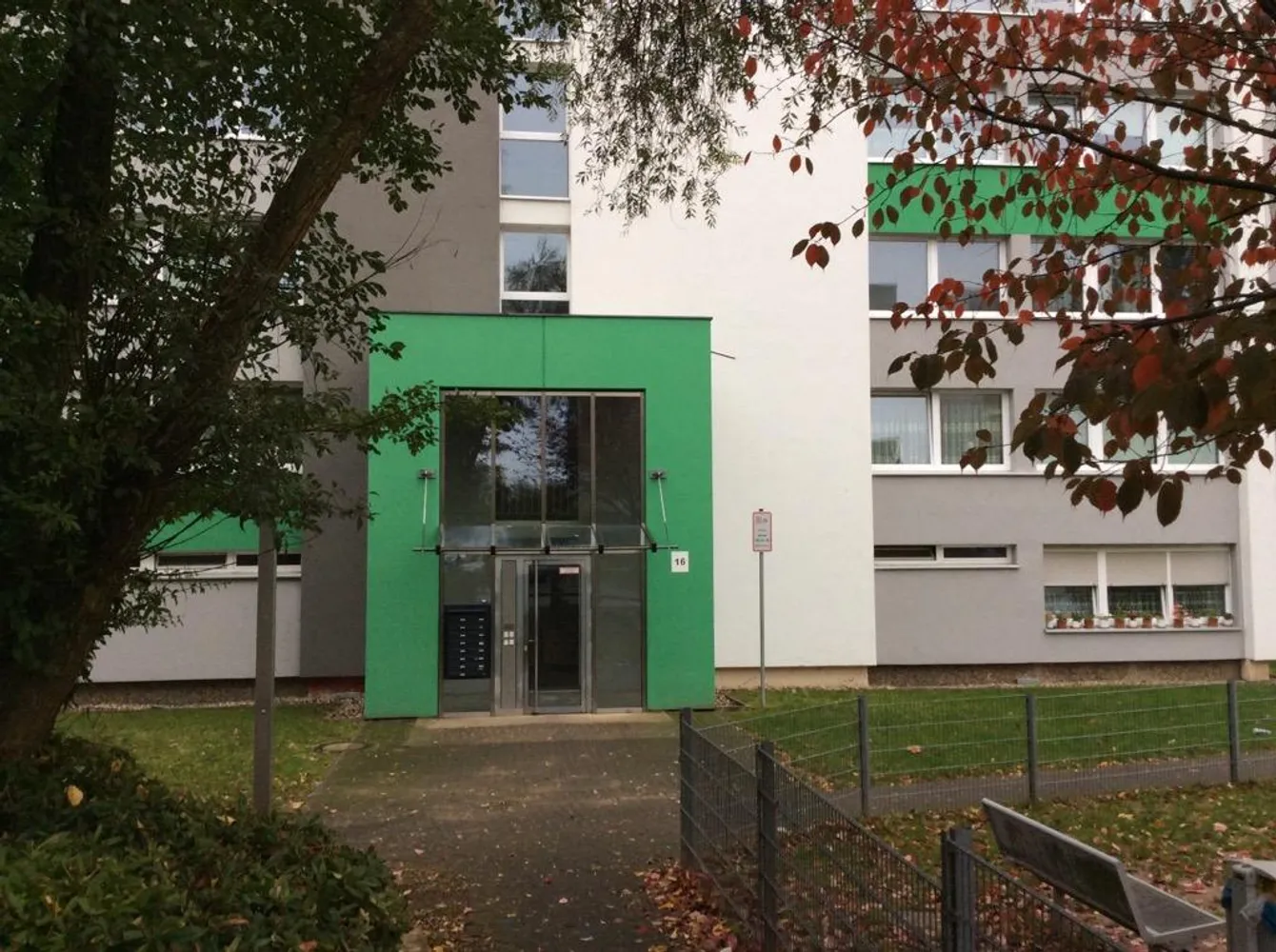 3 Zimmer Wohnung mit 76 m² in Köln – Bild 2
