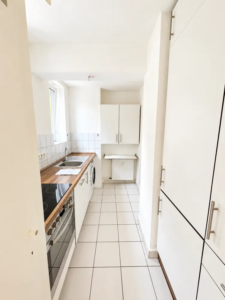 3 room apartment with 68 m² in Düsseldorf – Photo 3