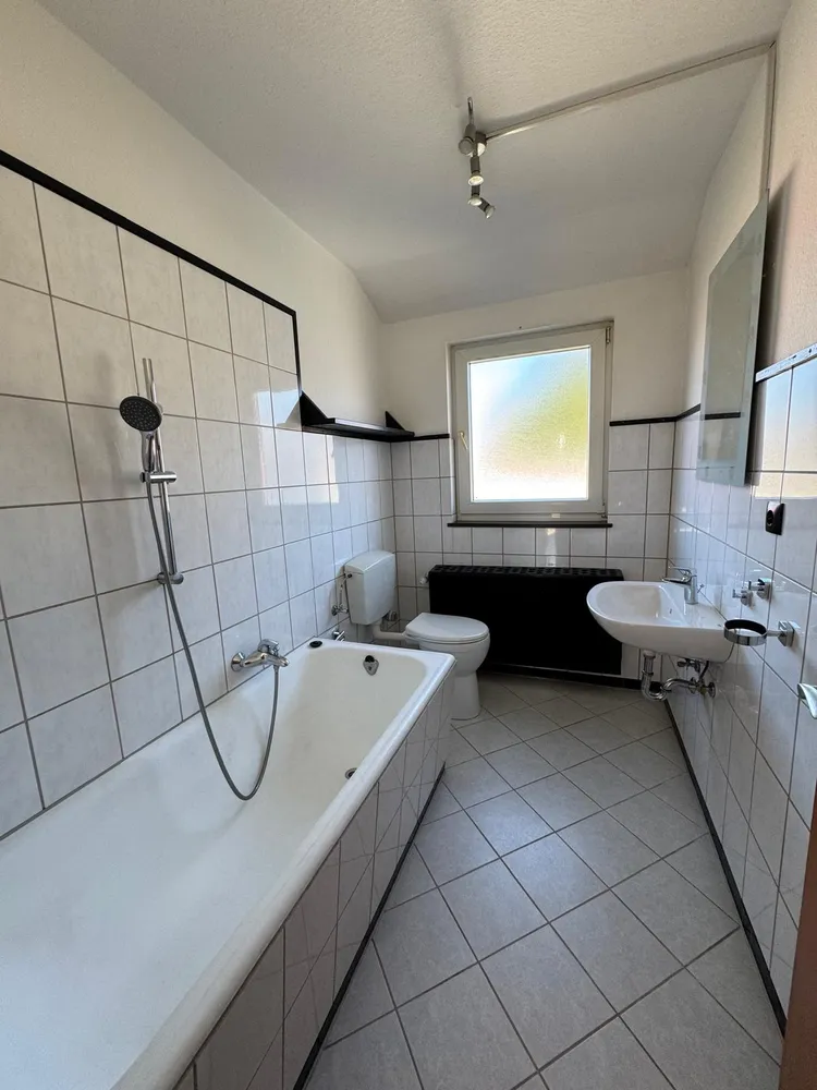 4 Zimmer Wohnung mit 92 m² in Göttingen – Bild 2