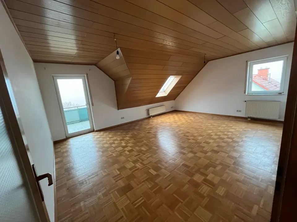 6 Zimmer Haus mit 135 m² in Würzburg – Bild 2